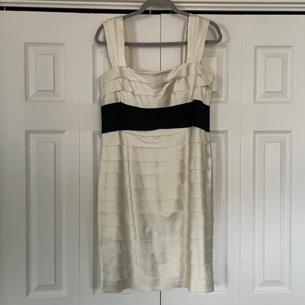 Black and Cream/Off White Tiered Sheath Dress